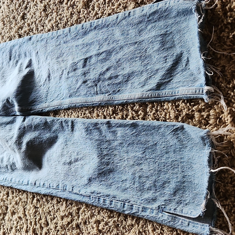 Abercrombie & Fitch ulta high rise straight distressed womans size 4 jeans - Picture 10 of 12